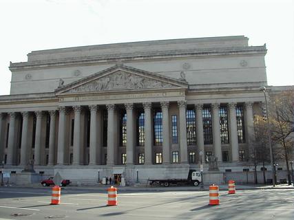 North side of National Archives building<br>Location: <a href="https://www.google.com/maps/search/?api=1&query=38.89382,-77.02321" target="_new">Pennsylvania Ave NW</a>
